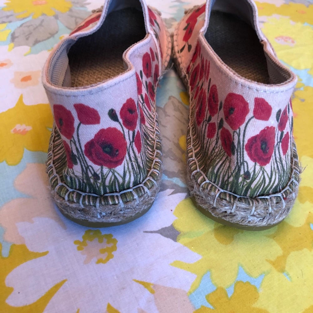 Pink Floral Slip-On Espadrilles with Red Poppy Detail - Picture 7 of 10